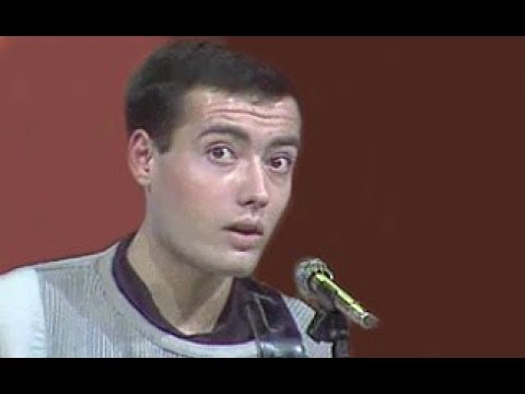 LA DAMA SE ESCONDE - El gris  (Tocata)