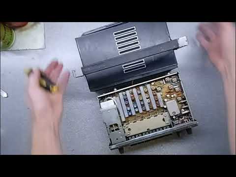 Урал Авто - 1 Авто Радио приемник. Разборка. Радио детали.