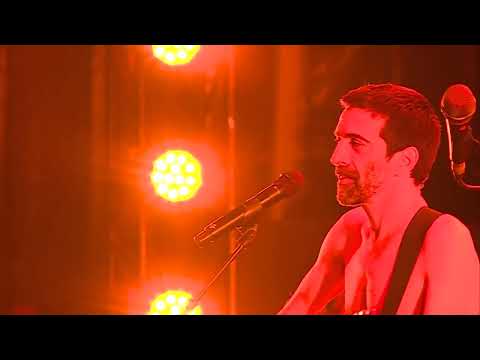 Ornatos Violeta - 'Devagar' ao vivo no North Music Festival