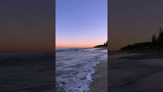 Download lagu Mentahan video aesthetic di pinggir pantai ada ombak free download mp3