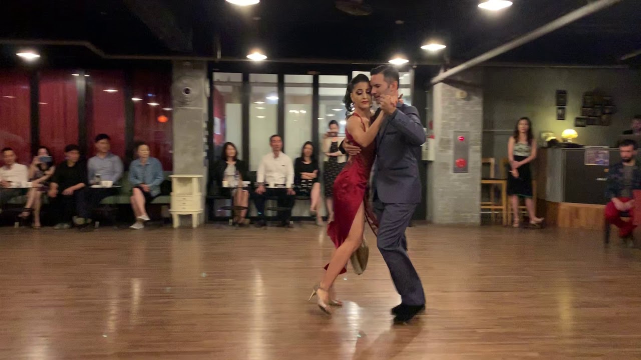 Pelin & Miguel Calvo 2/3  Loca - Noble Milonga