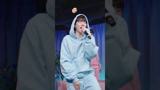 Download lagu [DKZ/재찬] 응수씨네 DKZ편 '못된 송아지 엉덩이에 뿔' 라이브 재찬 '삘소하잉 인마라잎' #dkz #재찬 mp3