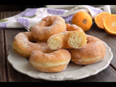 Fried friars or Sardinian parafrittus