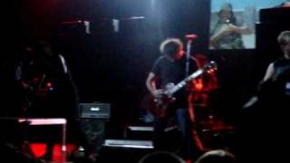 Austrian Death Machine - Get To The Choppa (Live)