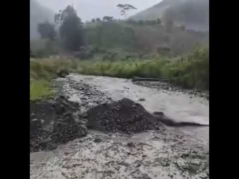 Fuertes precipitaciones en el estado Mérida provocan afectaciones viales