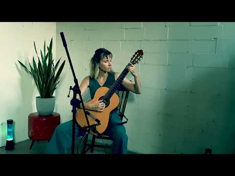 Atahualpa Yupanqui - La Estancia Vieja, performed by Eva Aukes
