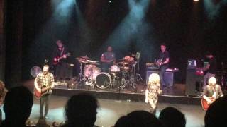 Little Big Town  - Front Porch Thing (Live in Sydney 2017)