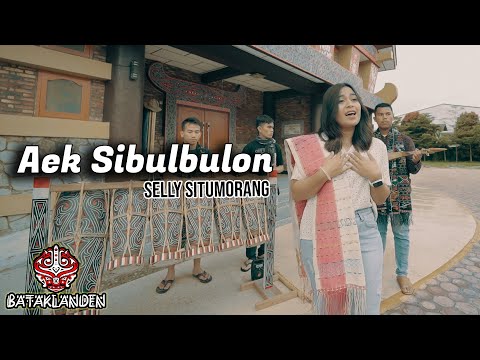 Aek Sibulbulon - Cover by  Selly Situmorang