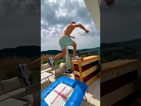 🏊‍♂️ Ce défi pour atteindre la piscine devient complètement fou !