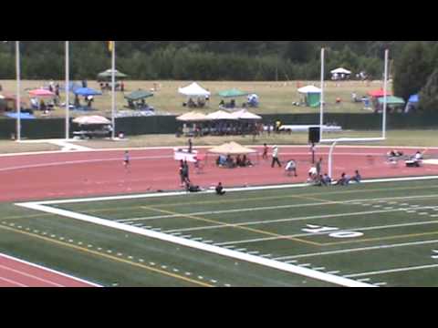 Lauren Jones 2011 4x400 relay