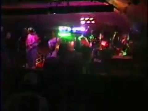 Scott Parker - LIVE in a band of mine 1990 -  playing `Line Of Fire` by Journey