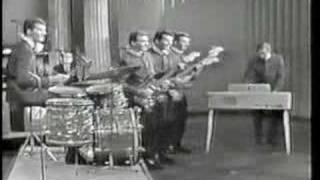 The Chantay's - Pipeline (Lawrence Welk Show 5/18/63)