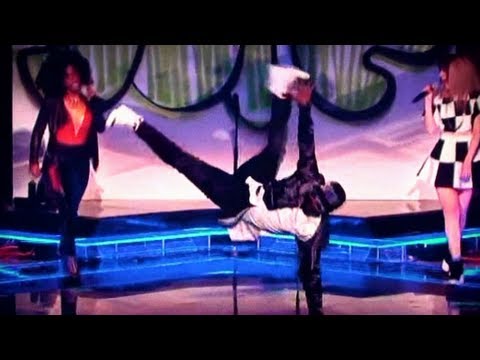 Will.i.am Breakdancing - The Voice UK 2013