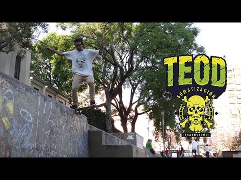 The Essence of Design™ Presenta  a Demian Roldan.