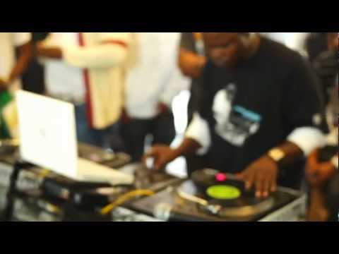 Grand Wizard Theodore Live at The 1st Annual Bronx Hip Hop Block Party