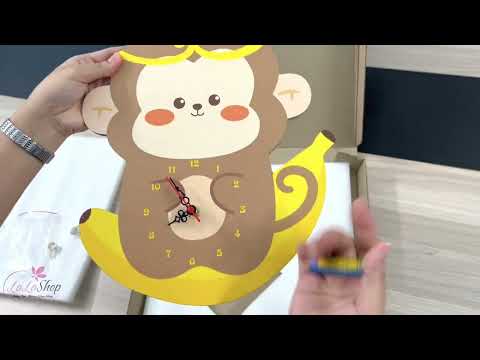 Đồng Hồ Gỗ Treo Tường Hình Gấu Pooh