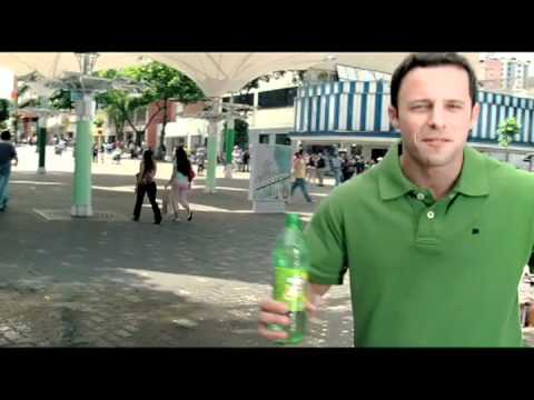 Dilo Claro con 7Up. Simplemente Refrescante