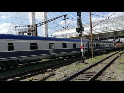 Trenul IR 346 "Dacia" (Bucuresti Nord - Wien Hbf) soseste in Gara Bucuresti Nord cu EA 054