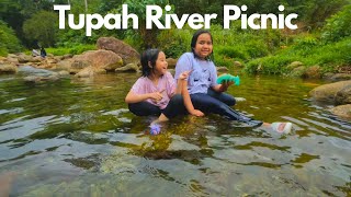 Download lagu Family Picnic at Tupah River, Merbok Kedah, Campfire & River Fun mp3