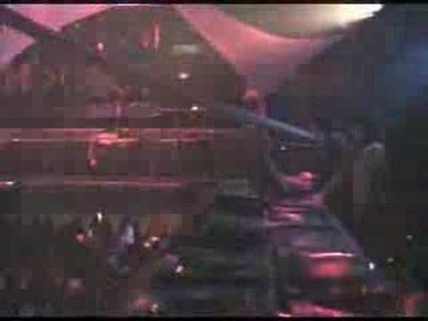 AJDA PEKKAN - BiR GARiP YOLCUYUM REMiX