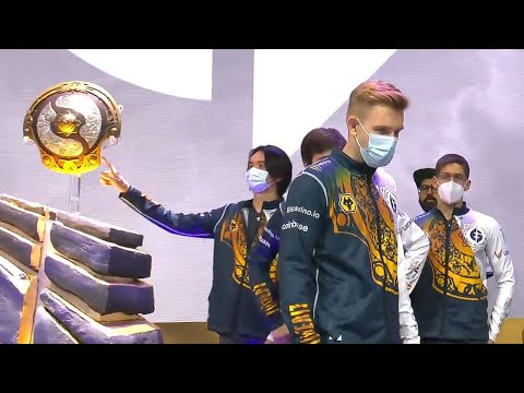 Classic iceiceice: Poking at the Aegis