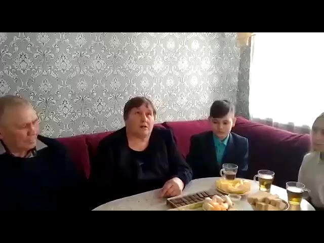 В школу прислали посылку из Москвы