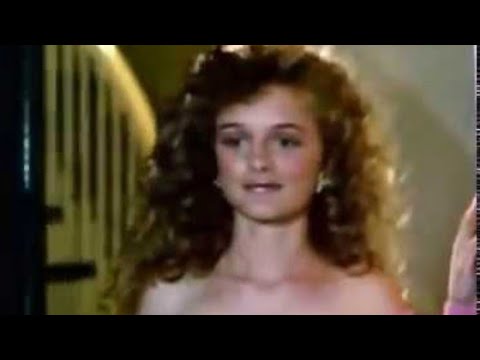 download lagu mp3 mp4 Heather Graham On Corey Haim, download lagu Heather Graham On Corey Haim gratis, unduh video klip Heather Graham On Corey Haim