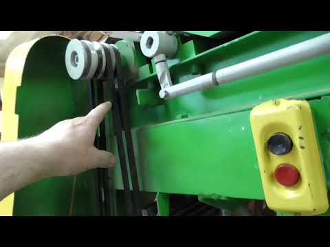 Такого нет ни на каких станках. Сверхбыстрая натяжка или замена ремня.