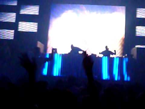 CARL COX / Praise You (Fatboy Slim vs Fedde Le Grand Remix) - Lima Perú 07/12/09
