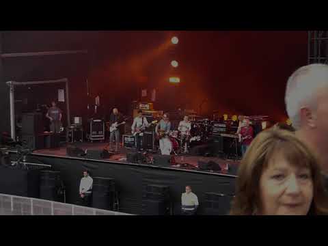 Del Amitri & Trashcan Sinatras - 21 July 2018, Edinburgh Castle