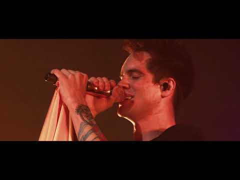 Video thumbnail for Girls / Girls / Boys - Live at Amway Center, Orlando, FL, 4/14/2017