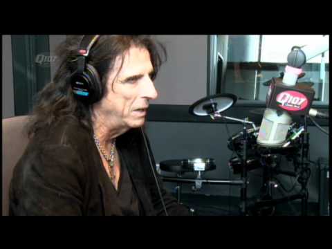 Alice Cooper Live and Uncut on the Kim Mitchell Show - Part 3 of 4
