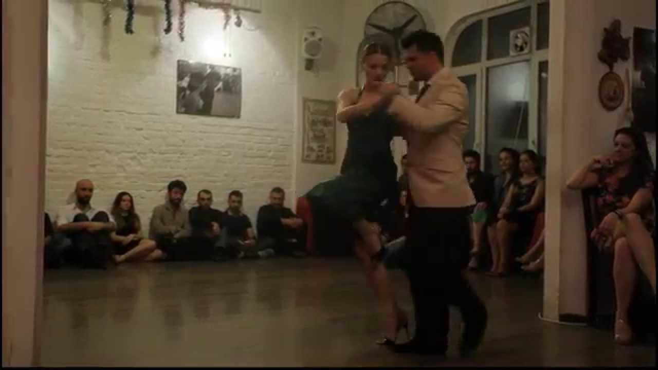 Hakan Ayaklı & Gözde Türker | 07.02.2015 | 1/4