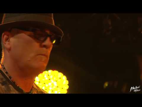 Santana - Oye Como Va Live At Montreux 2016