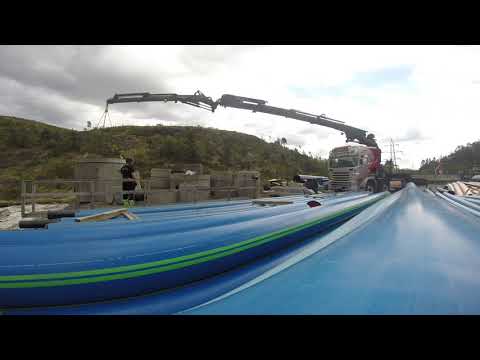 Palfinger PK65002 on a Scania R480 picking up concrete basin