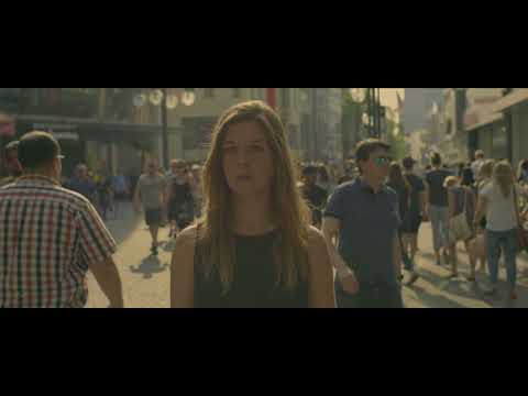 WAHNSCHAFFE - Leuchten (Official Video)