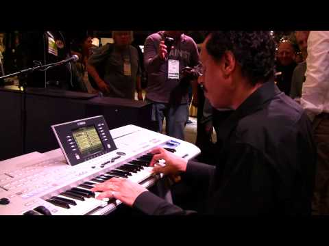 Peter Baartmans & Keith Jarrett - Tyros4@Namm 2011 (HD Version).mp4