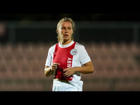 Victoria Pelova - Highlights in 2021-22