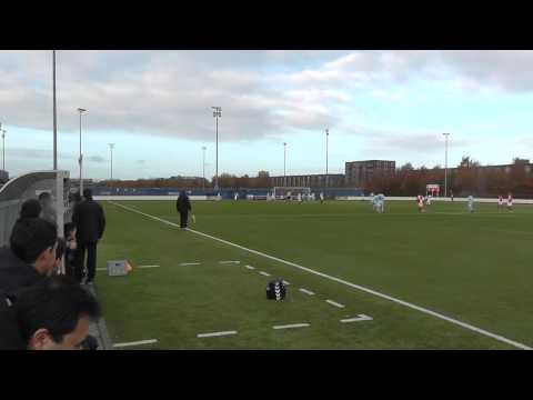 27 nov 2016 UVV 1 - Hoograven 1 com 6-1 Doelpunt Jonas (2-0)