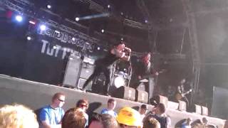 Heideroosjes break the public peace appelpop 2012