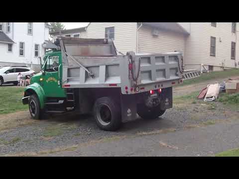 1993 International Harvester L-Series (CC-2021851) for sale in Middletown, Connecticut