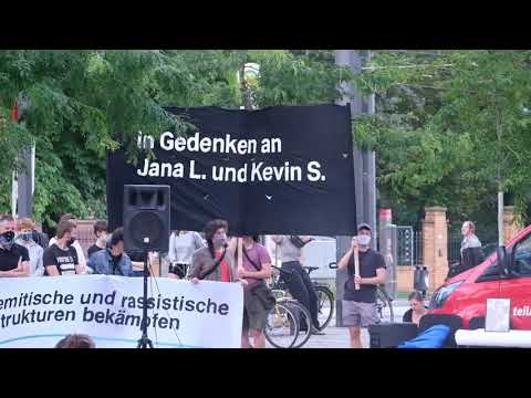 Kundgebung in Halle vor Prozess gegen Halle-Attentäter