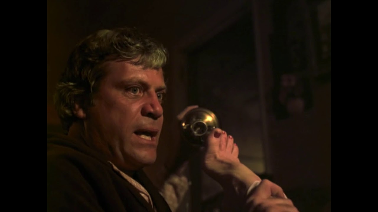 Miniature de la vidéo Dr. Heckyl and Mr. Hype clip 2 du film Dr. Heckyl And Mr. Hype