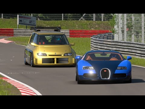 Renault Espace F1 vs Bugatti Veyron at Nurburgring Nordschleife Track Day