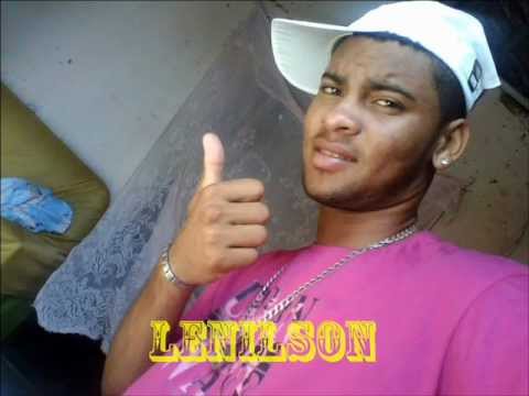 MC TROIA LEO DA LAGOA E LEANDRNHO MAMADEIRA DO PAPAI 2012