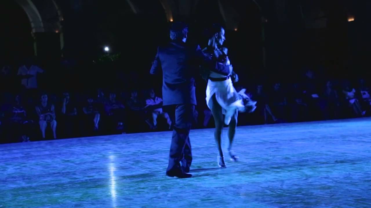 Adrian Veredice y Alejandra Hobert - Catania Tango Festival 2013 - "Tango Suite Show" - Video 2-2