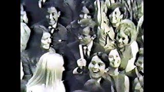American Bandstand 1967 – Spotlight Dance - It Takes Two, Marvin Gaye &amp; Kim Weston