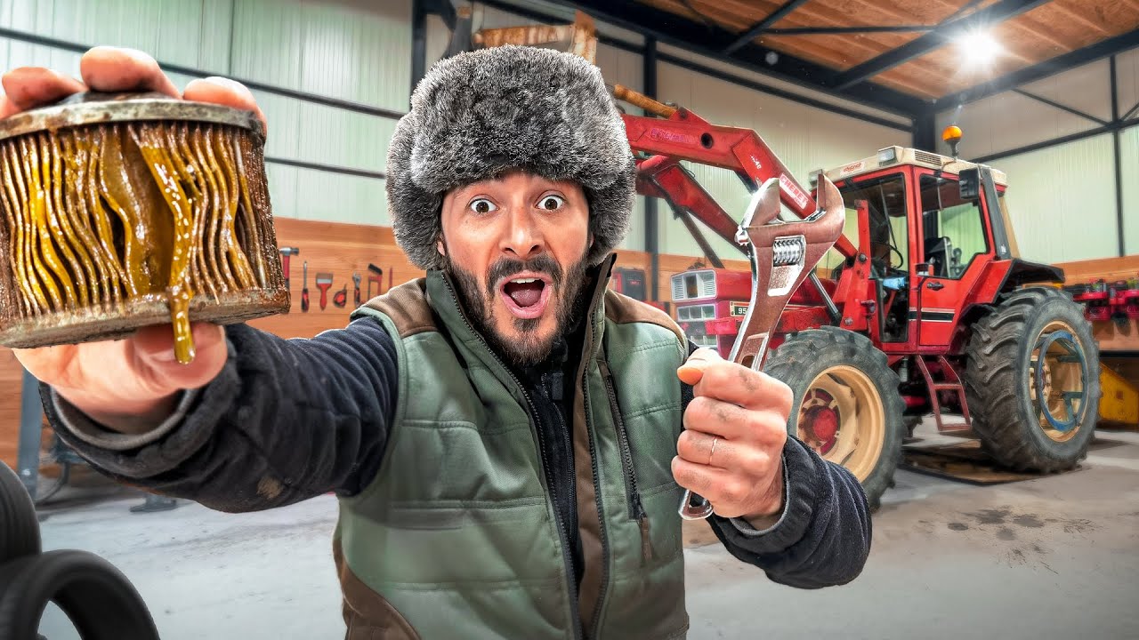 I'M RENOVATING MY OLD TRACTOR ALONE! (40 years of dirt!)