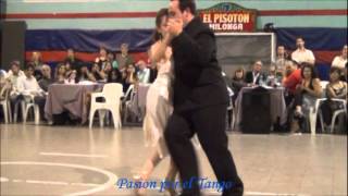 PAOLA TACCHETTI y JOSE LUIS FERRARO bailando la milonga LA ESQUINA en el NUEVO PISOTON