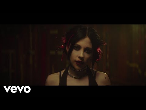 Pale Waves - Fall To Pieces